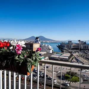skyhouse-beverello.hotels-amalfi.com/